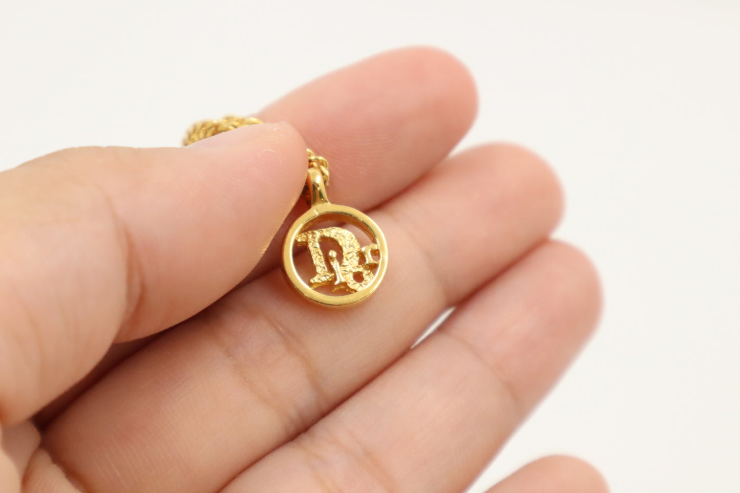 Dior Round Necklace