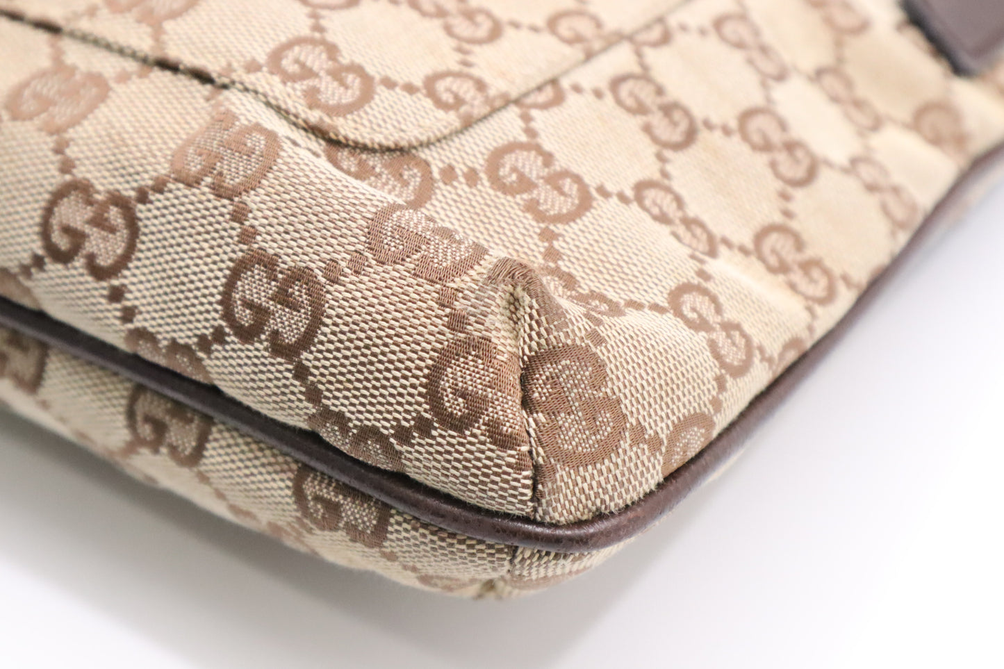 Gucci Crossbody in Brown GG Canvas