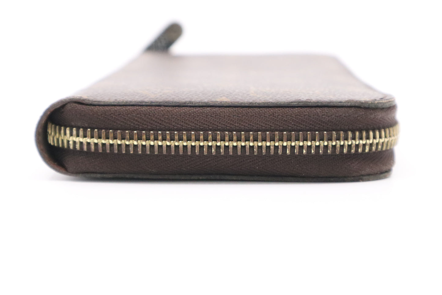 Louis Vuitton Zippy Wallet in Monogram Canvas