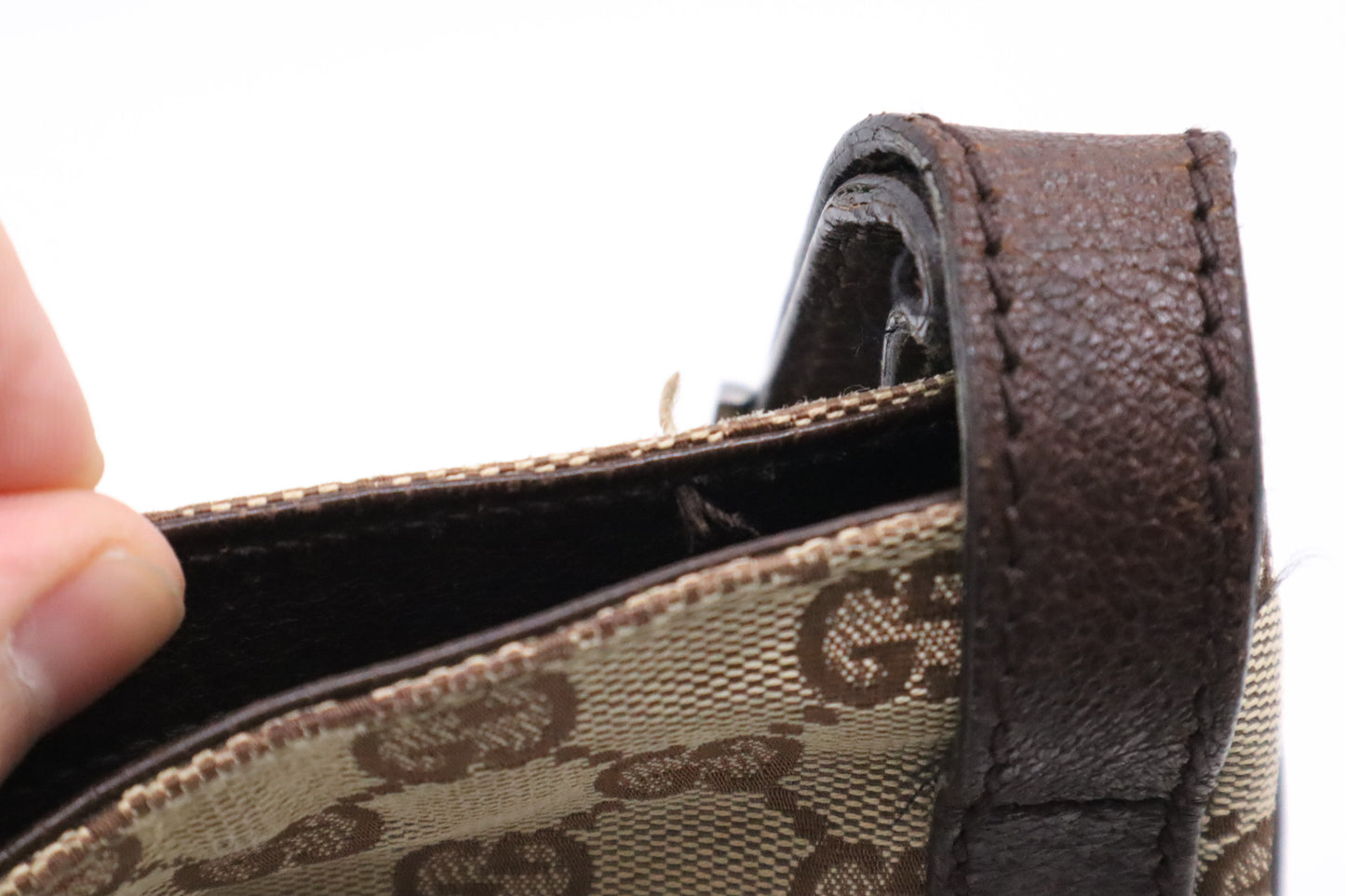 Gucci Crossbody in Brown GG Canvas