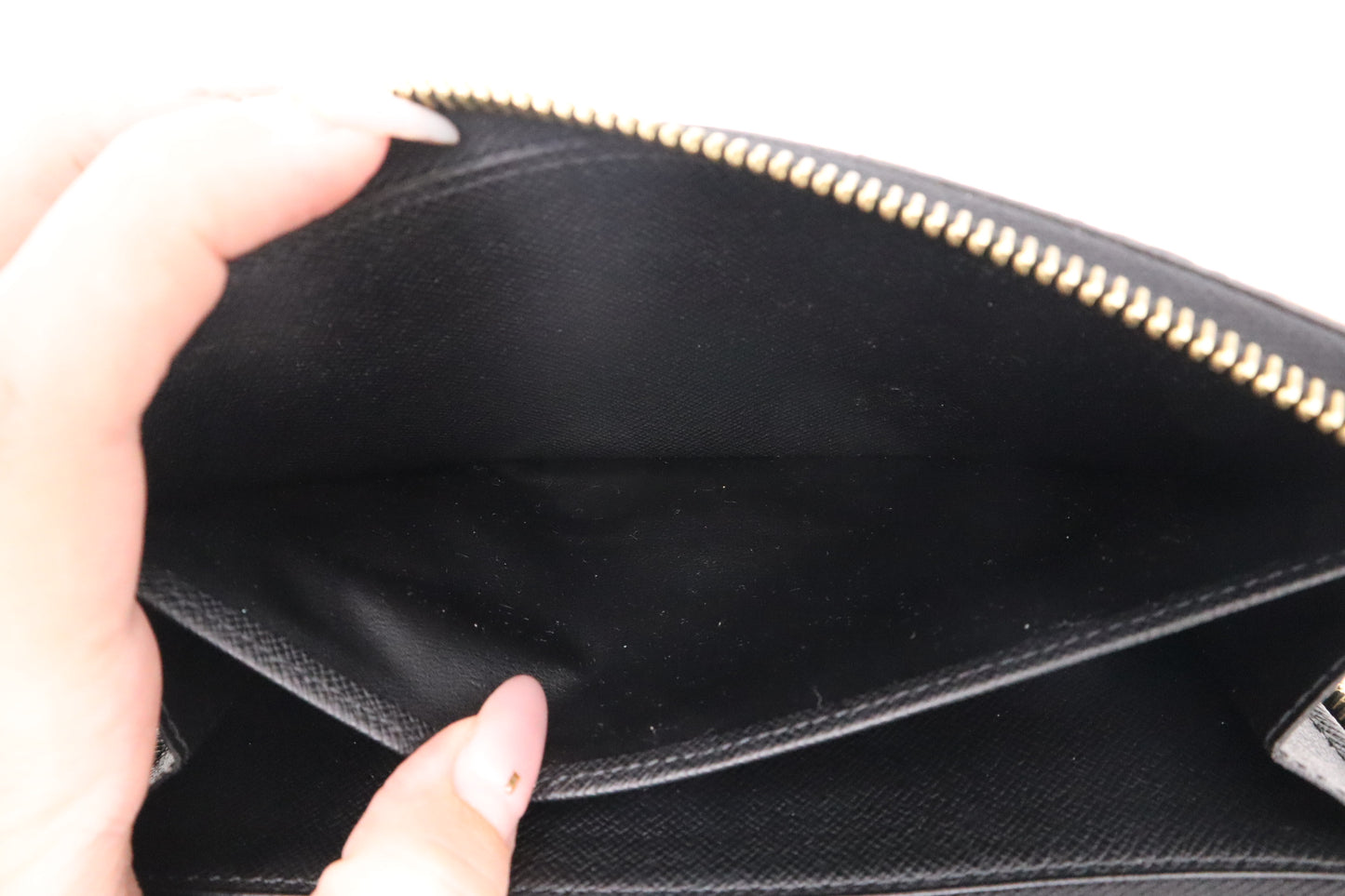 Louis Vuitton Zippy Shades Wallet in Monogram Canvas