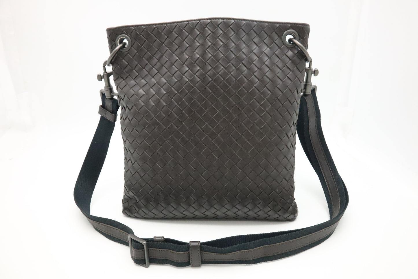 Bottega Veneta Crossbody in Dark Brown Intrecciato Leather