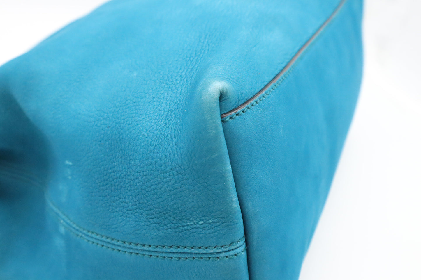 Gucci Soho Chain Shoulder Bag in Turquoise Nubuck