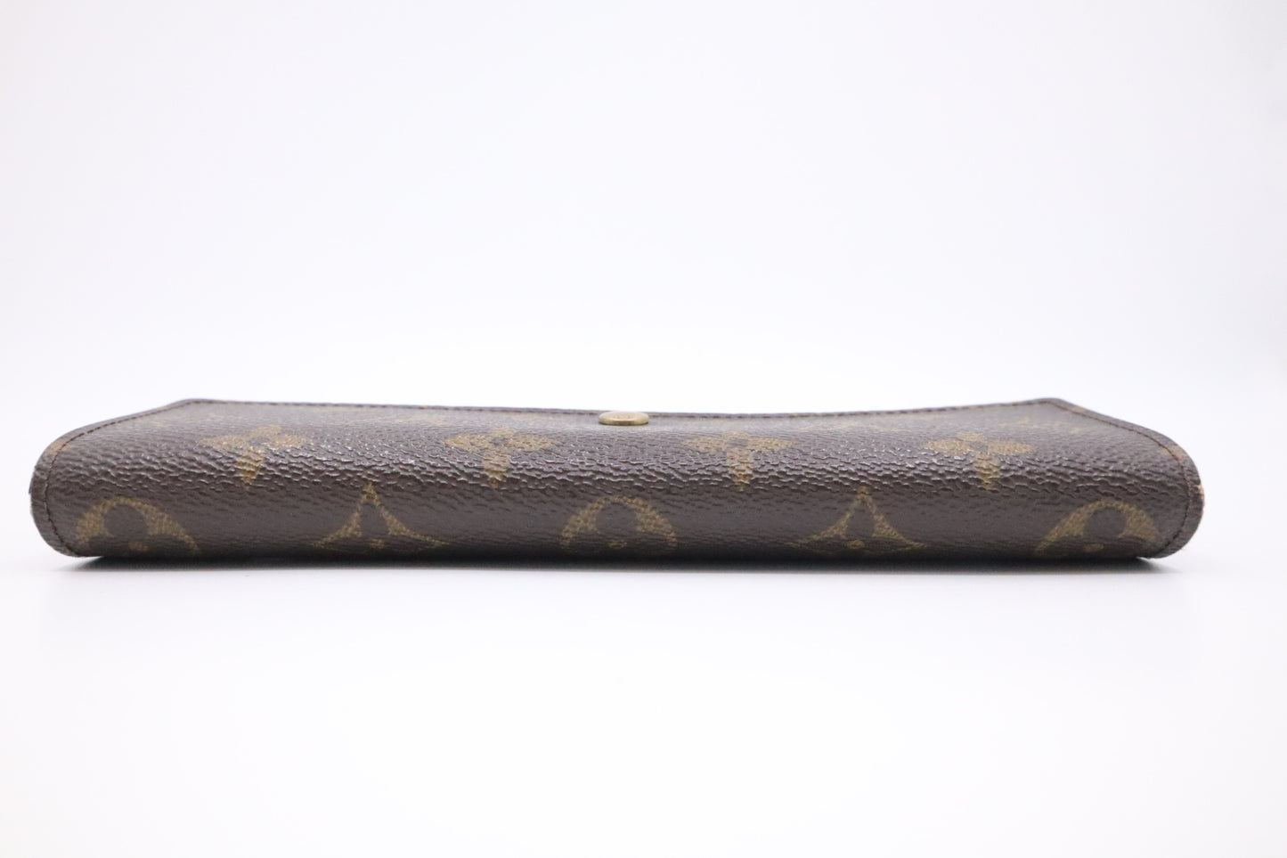 Louis Vuitton International Wallet in Monogram Canvas
