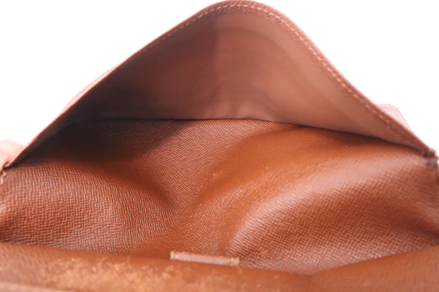 Louis Vuitton International Wallet in Monogram Canvas