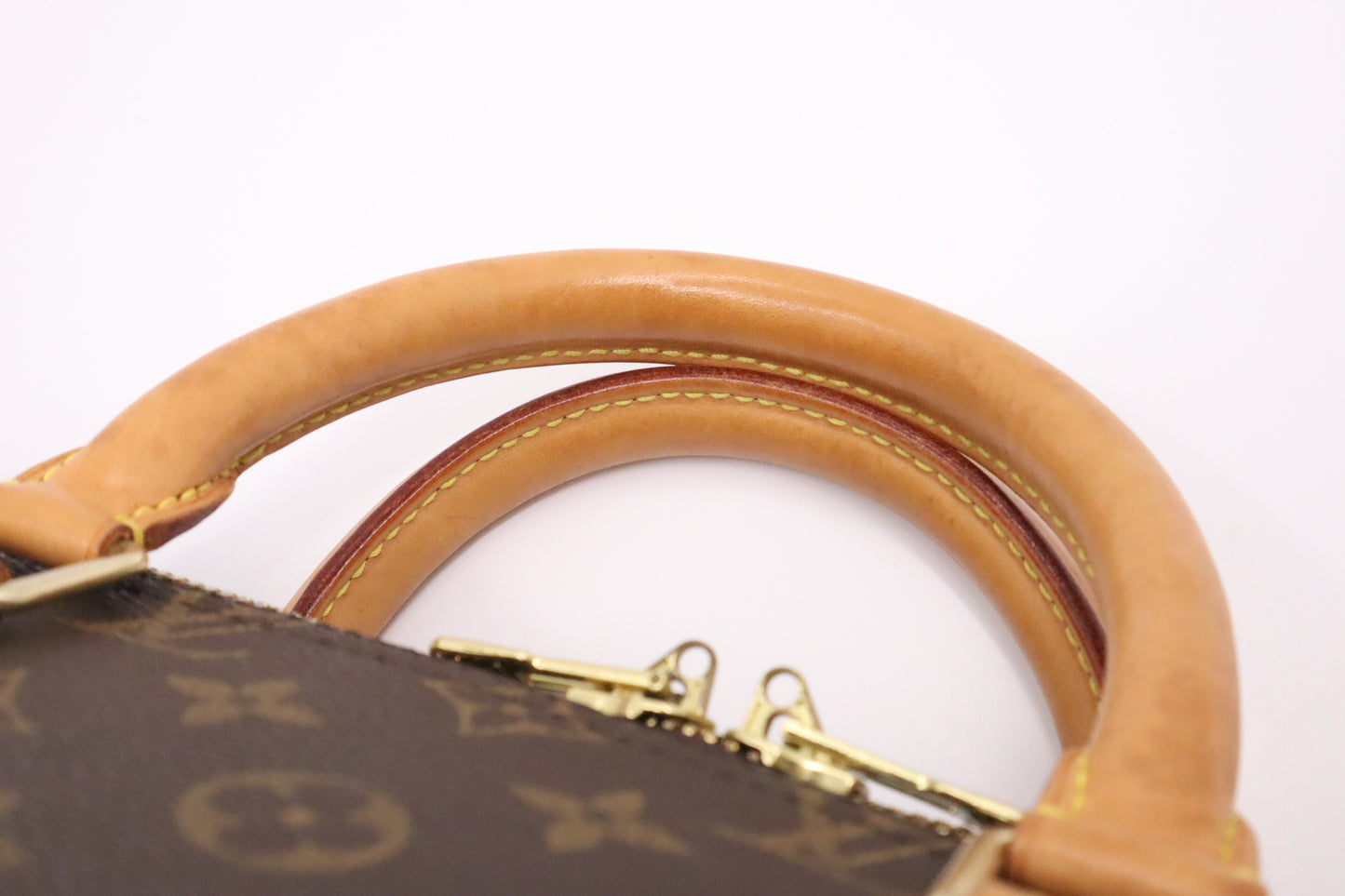 Louis Vuitton Cruiser 40 in Monogram Canvas