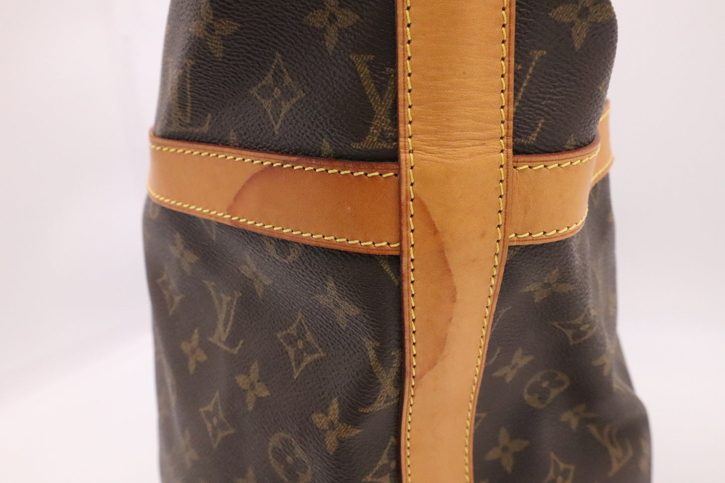 Louis Vuitton Cruiser 40 in Monogram Canvas