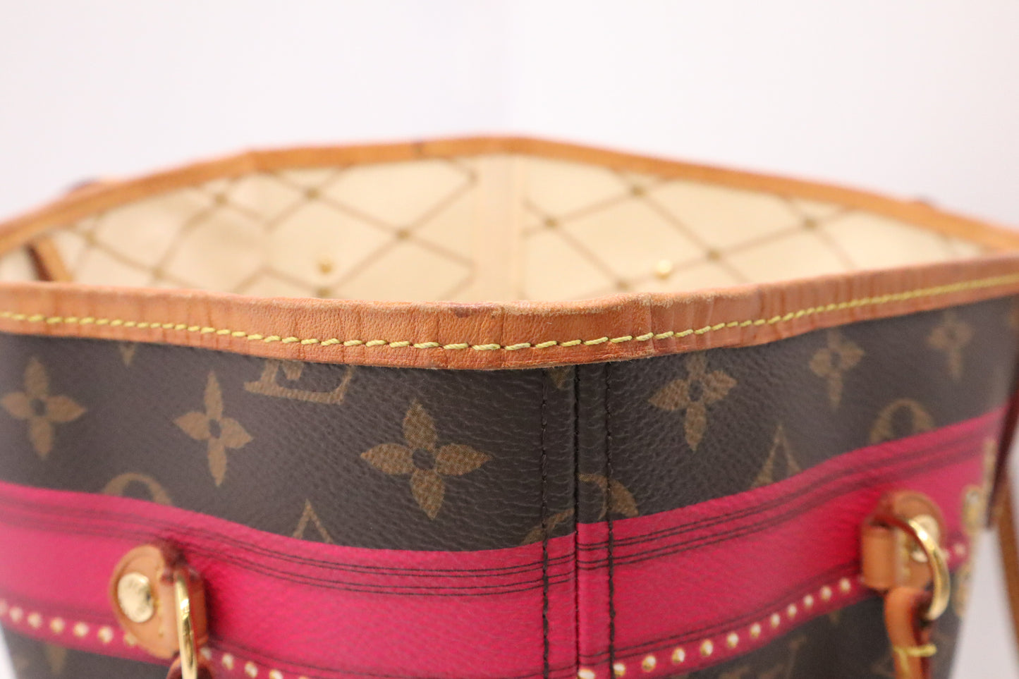 Louis Vuitton Neverfull MM in Summer Trunk Monogram Canvas