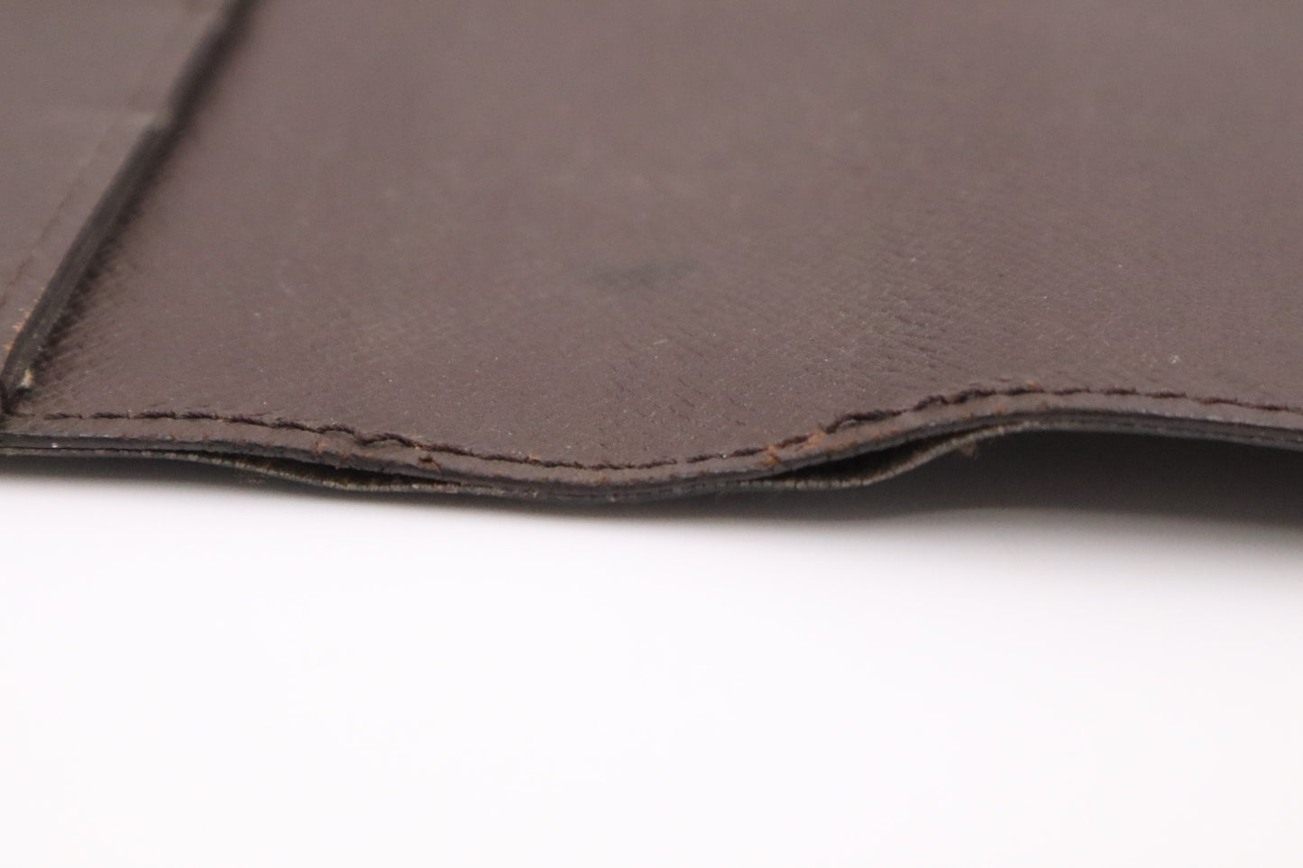 Louis Vuitton Bureau Agenda MM in Damier Ebene Canvas