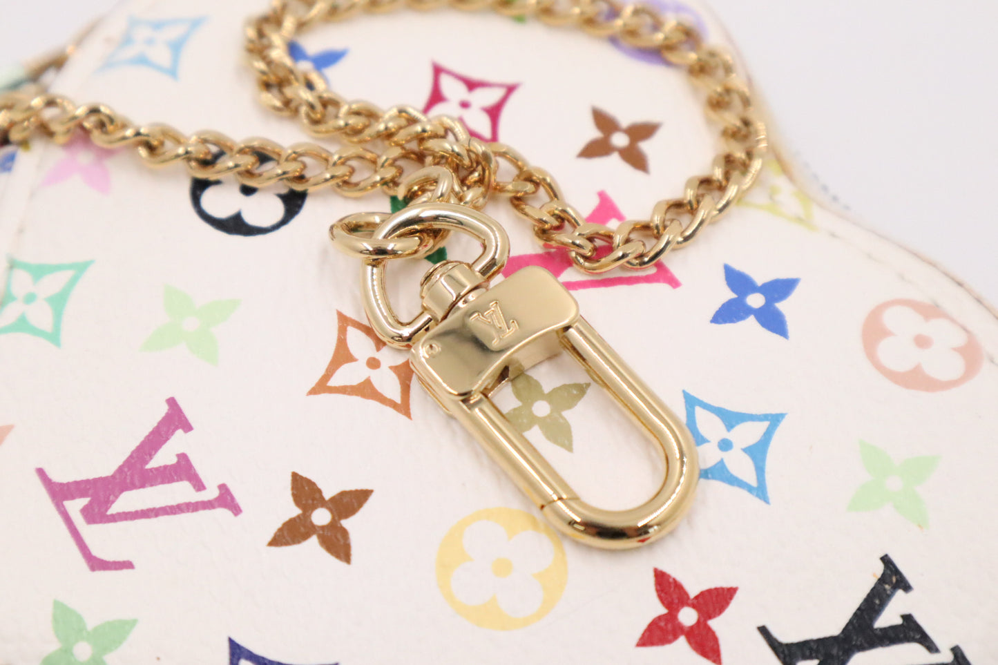 Louis Vuitton Heart Zippy in White Multicolor Monogram Canvas