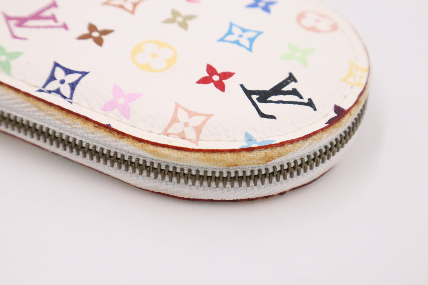 Louis Vuitton Heart Zippy in White Multicolor Monogram Canvas