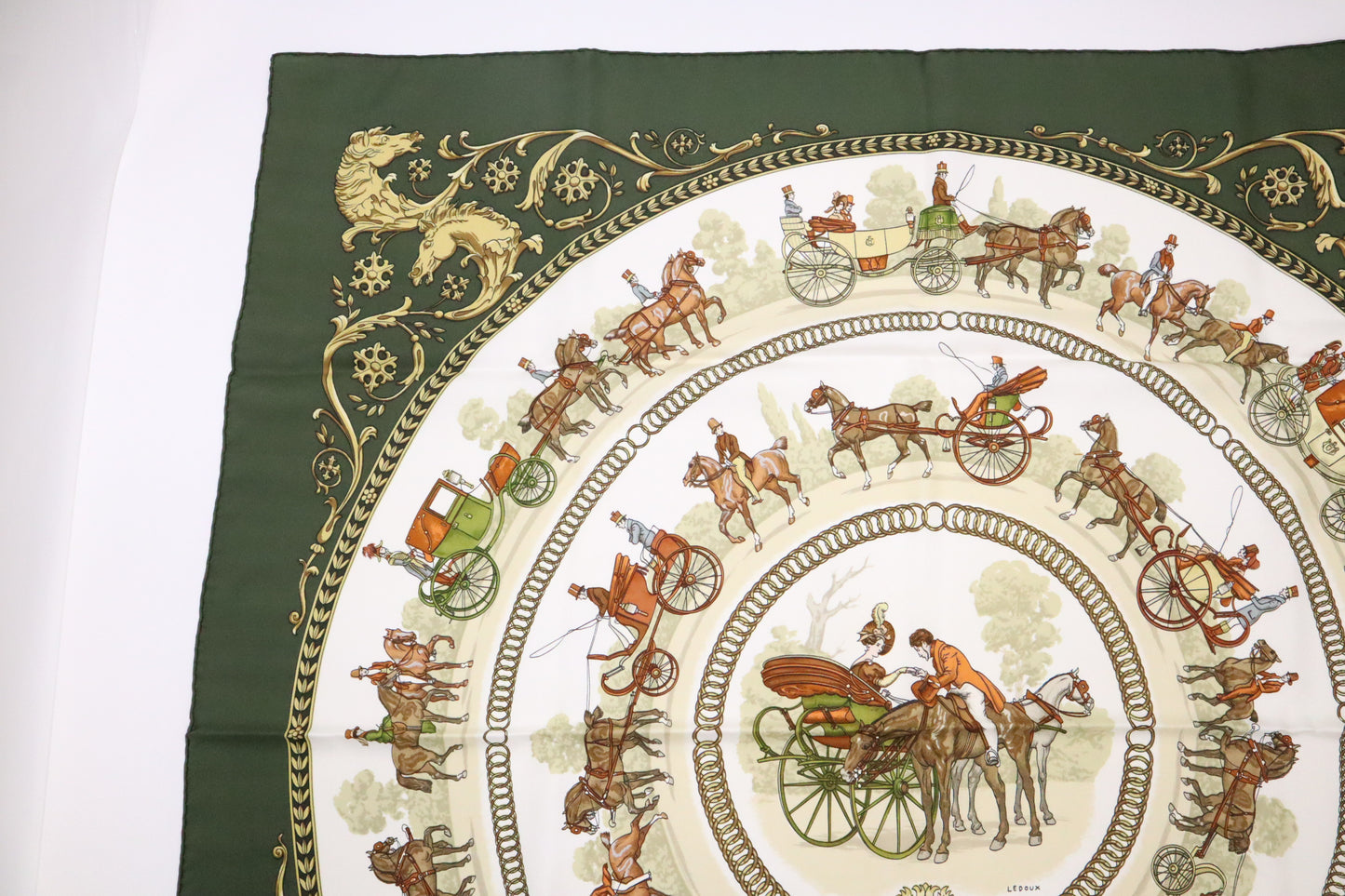 Hermes Paris La Promenade De Longchamps Carre 90 in Green Silk