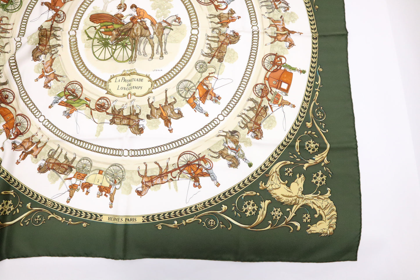 Hermes Paris La Promenade De Longchamps Carre 90 in Green Silk