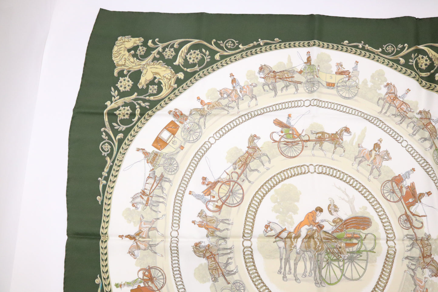 Hermes Paris La Promenade De Longchamps Carre 90 in Green Silk