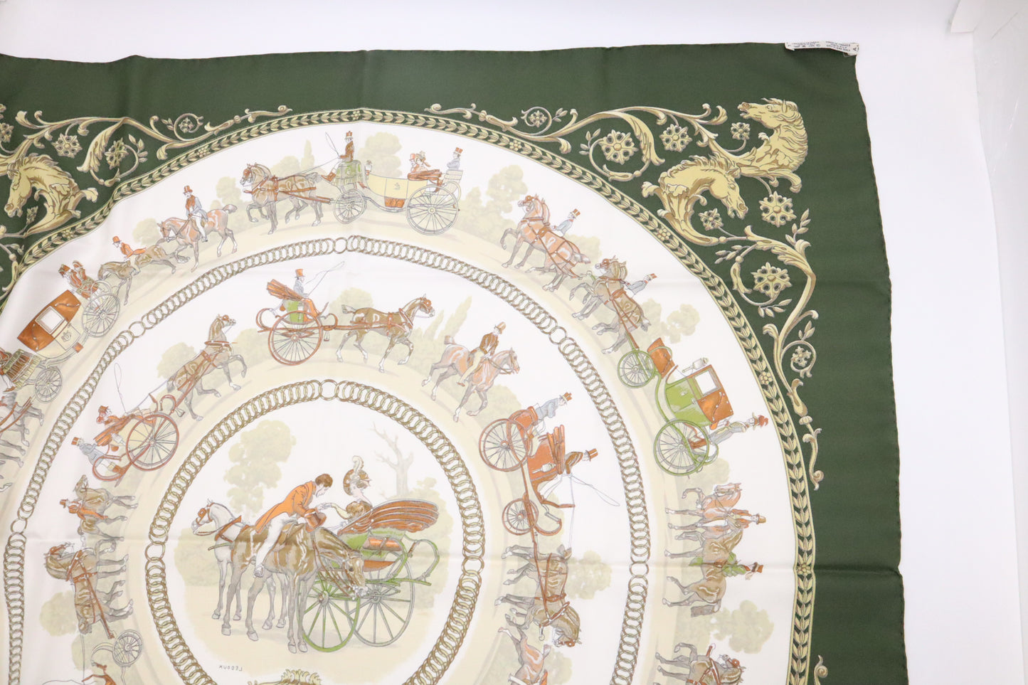 Hermes Paris La Promenade De Longchamps Carre 90 in Green Silk