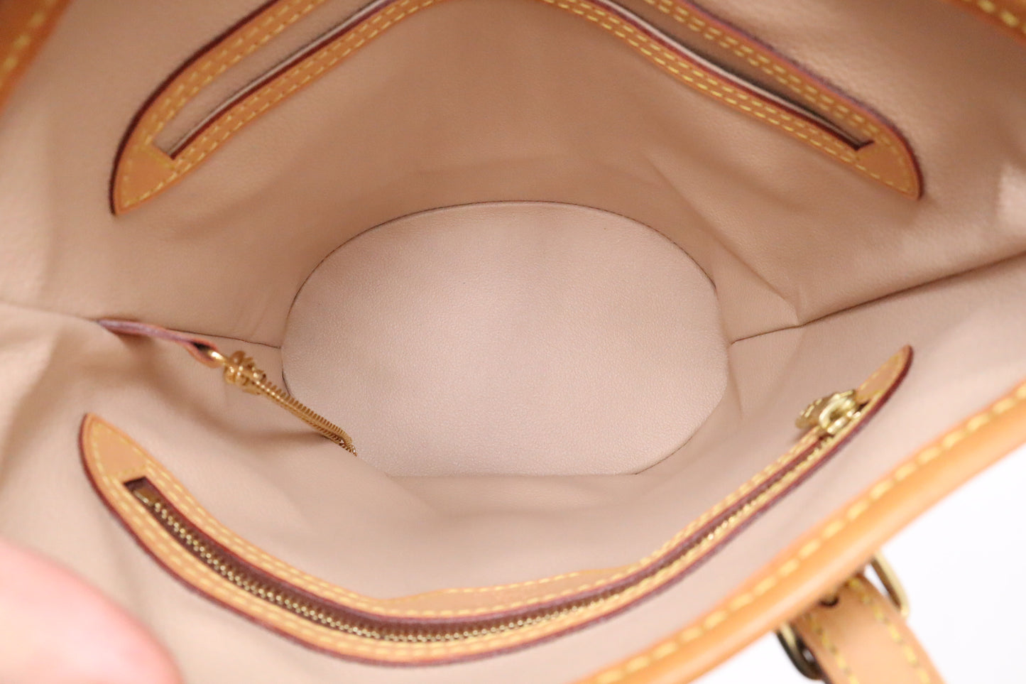 Louis Vuitton Bucket PM in Monogram Canvas