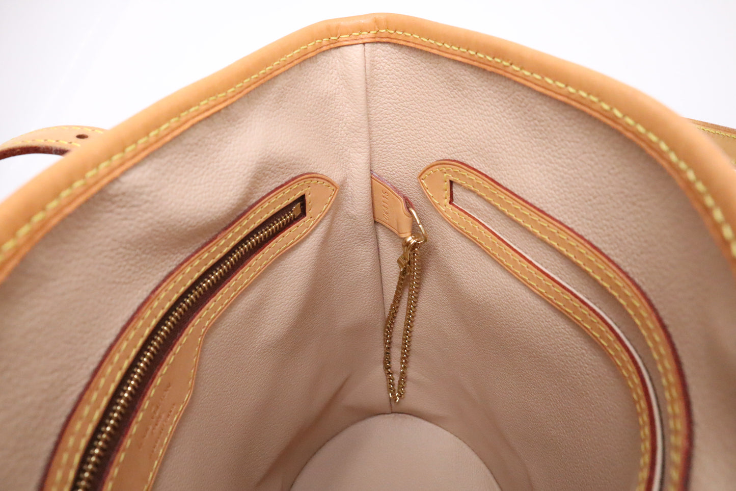 Louis Vuitton Bucket PM in Monogram Canvas