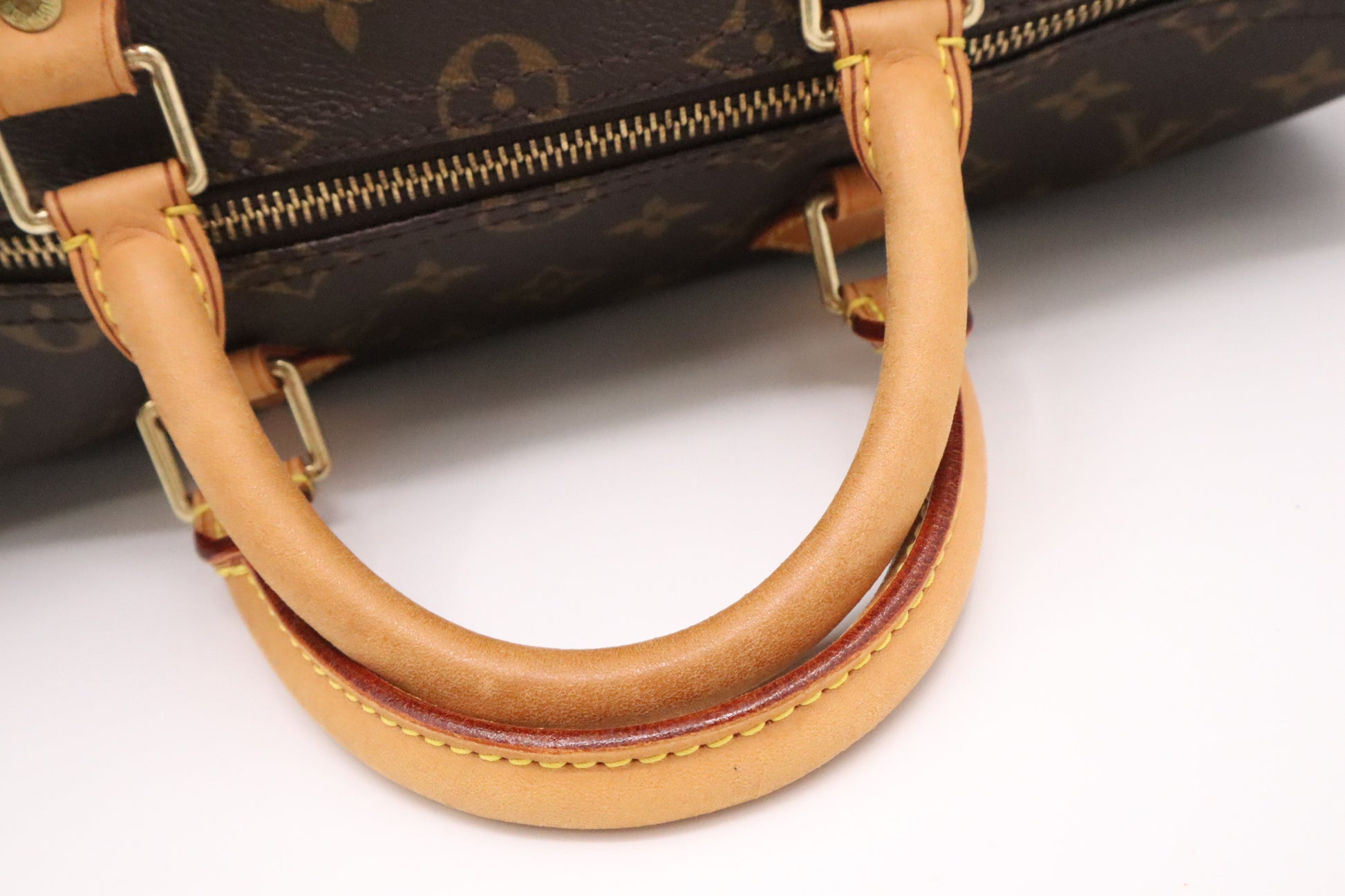 Louis Vuitton Speedy 35 in Monogram Canvas – Weekly Lux Drop