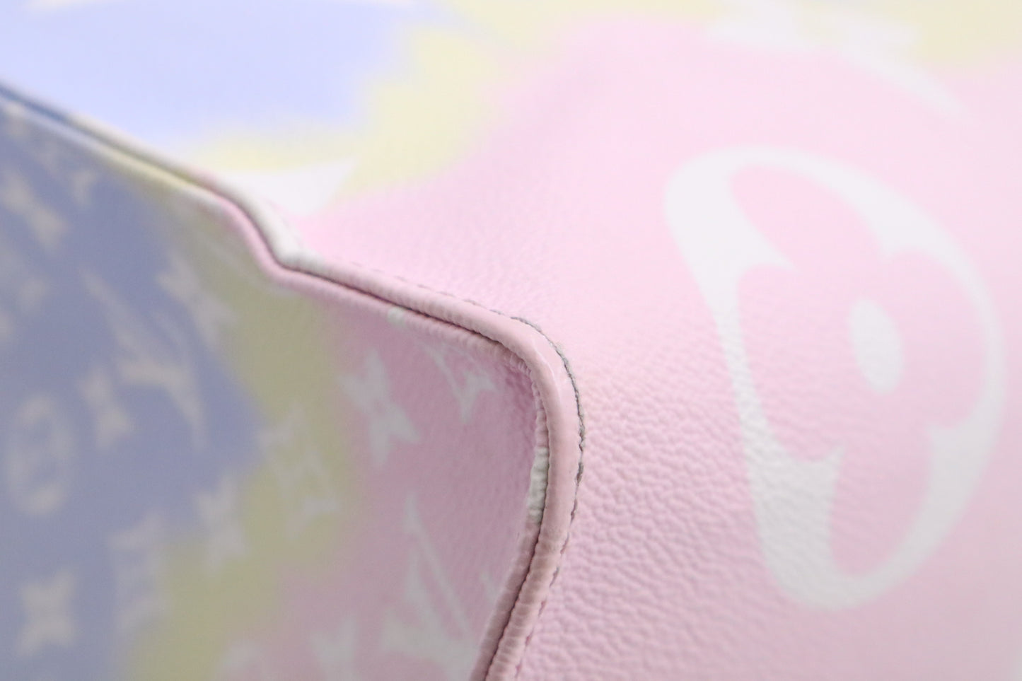 Louis Vuitton OnTheGo GM in Pastel Escale Canvas