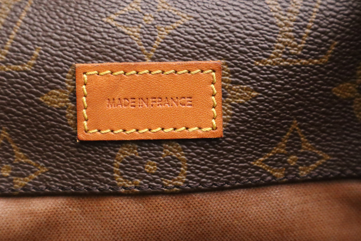 Louis Vuitton Sac Shopping 48 in Monogram Canvas