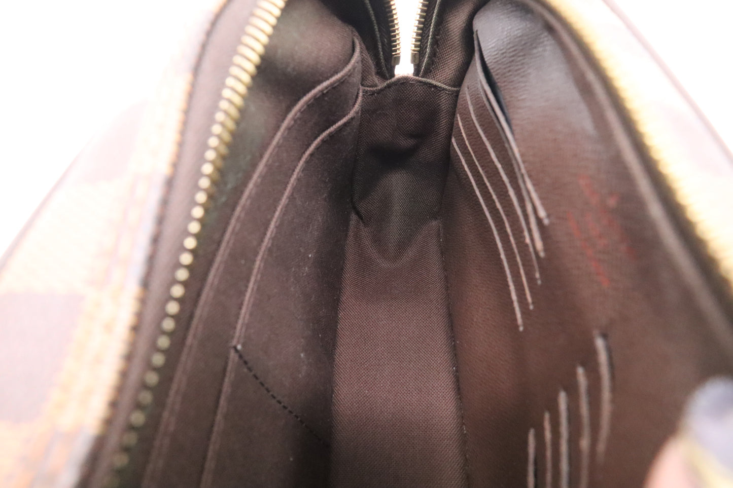 Louis Vuitton Saint Paul Pochette in Damier Ebene Canvas