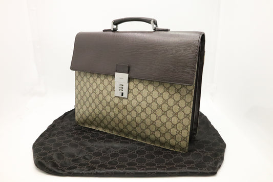 Gucci Business Case in GG Supreme Canvas and Brown Leather
