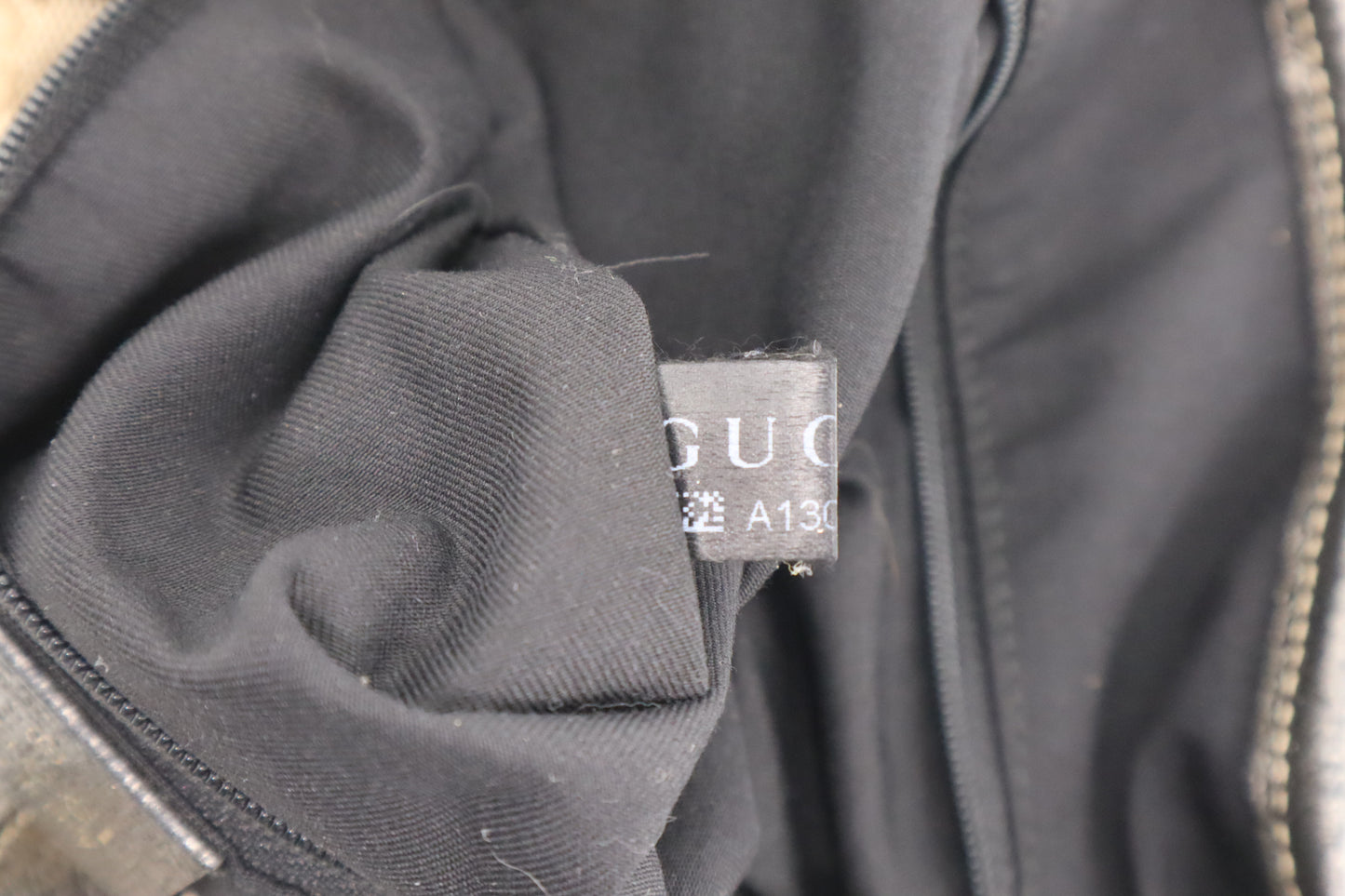Gucci Abbey Shoulder Tote Bag in Beige GG Canvas