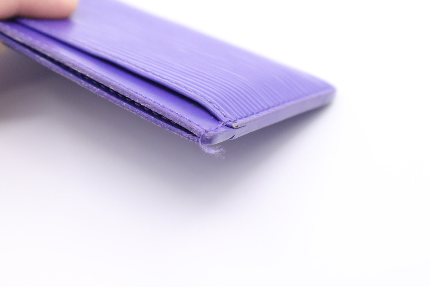 Louis Vuitton Card Holder in Purple Epi Leather