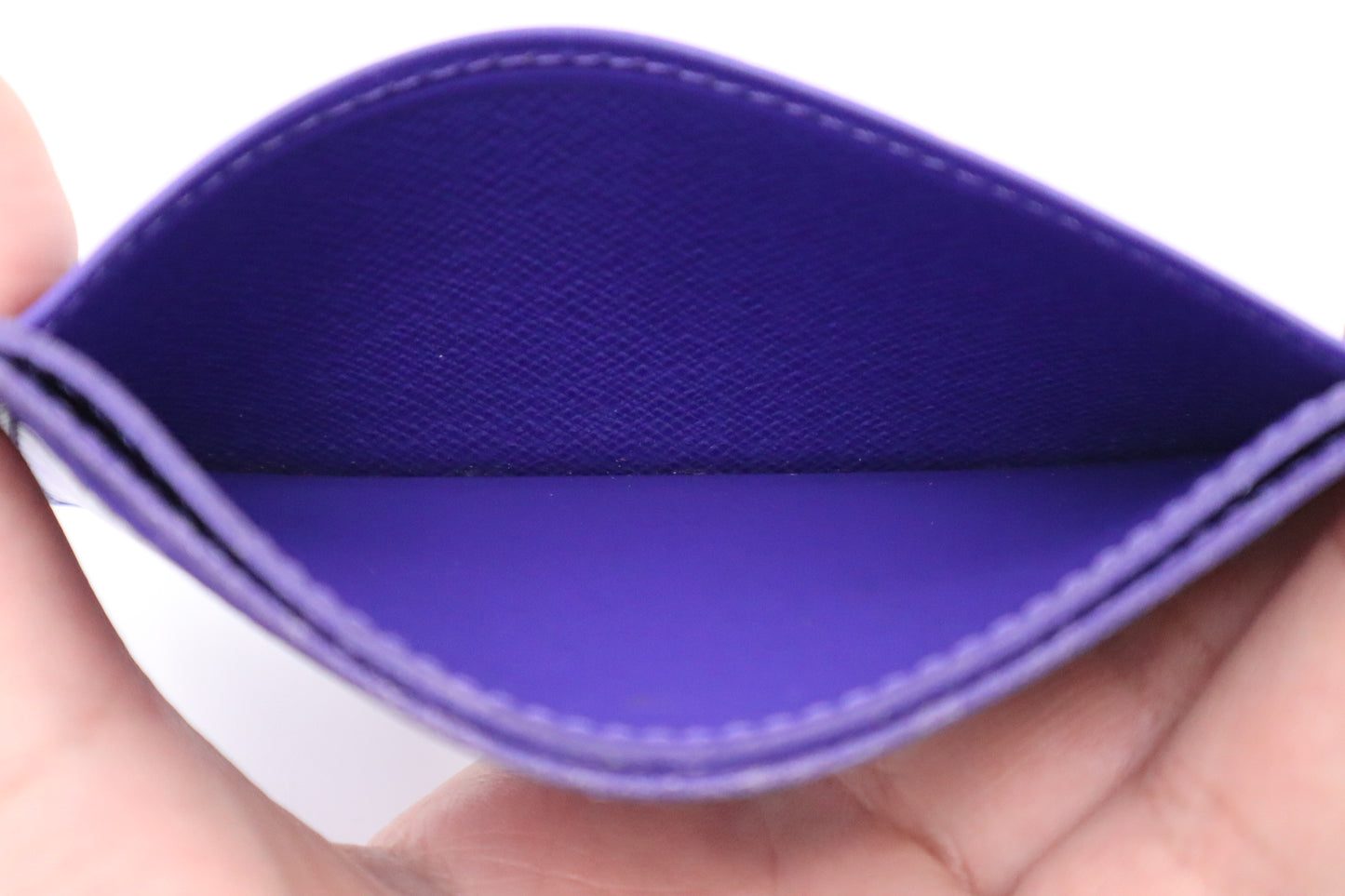 Louis Vuitton Card Holder in Purple Epi Leather
