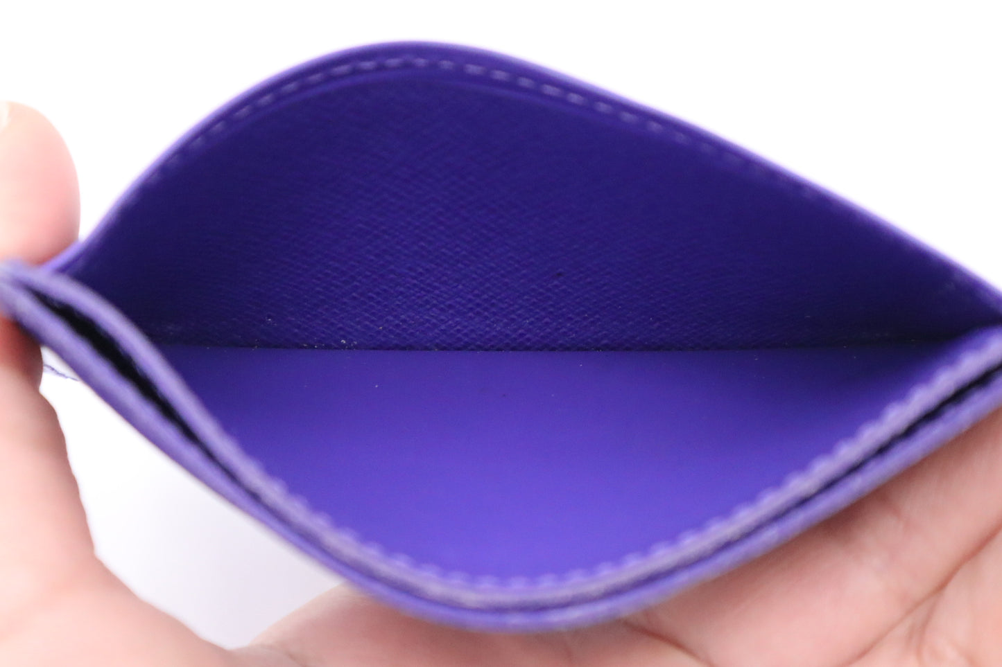 Louis Vuitton Card Holder in Purple Epi Leather