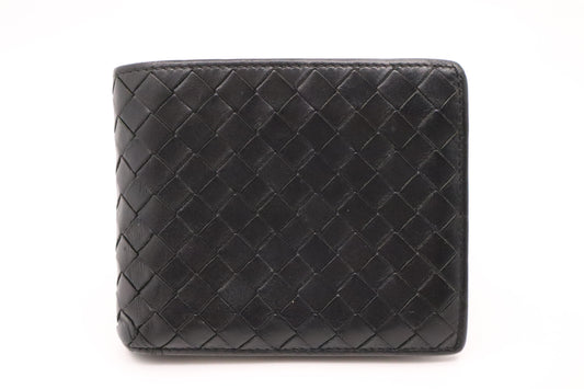 Bottega Veneta Bifold Wallet in Black Intrecciato Leather