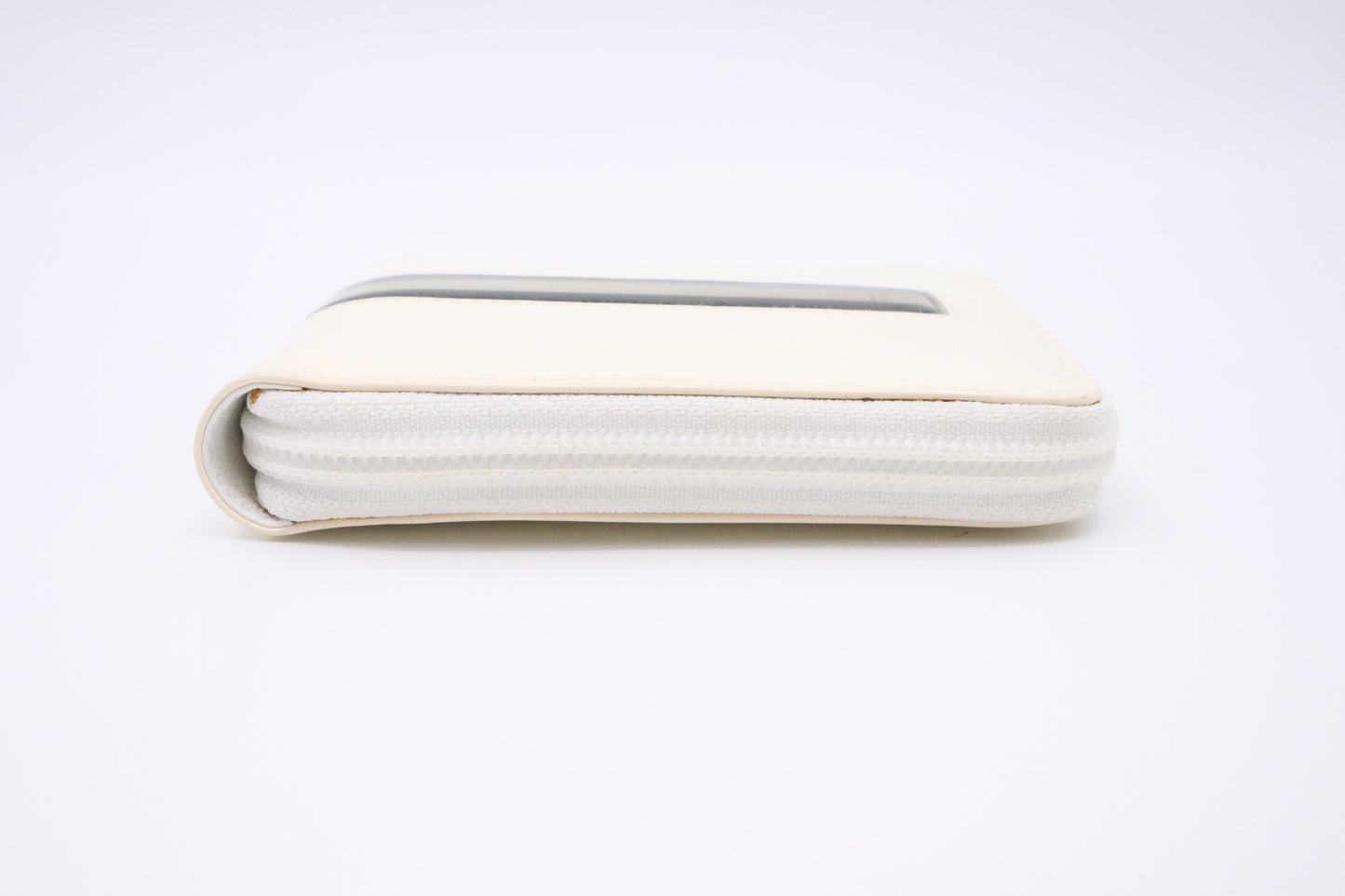 Gucci Compact Wallet in White Patent Leather