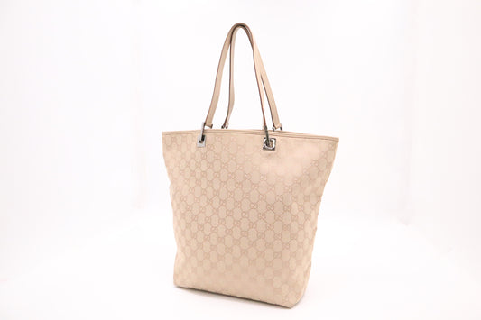 Gucci Tote Bag in GG Canvas