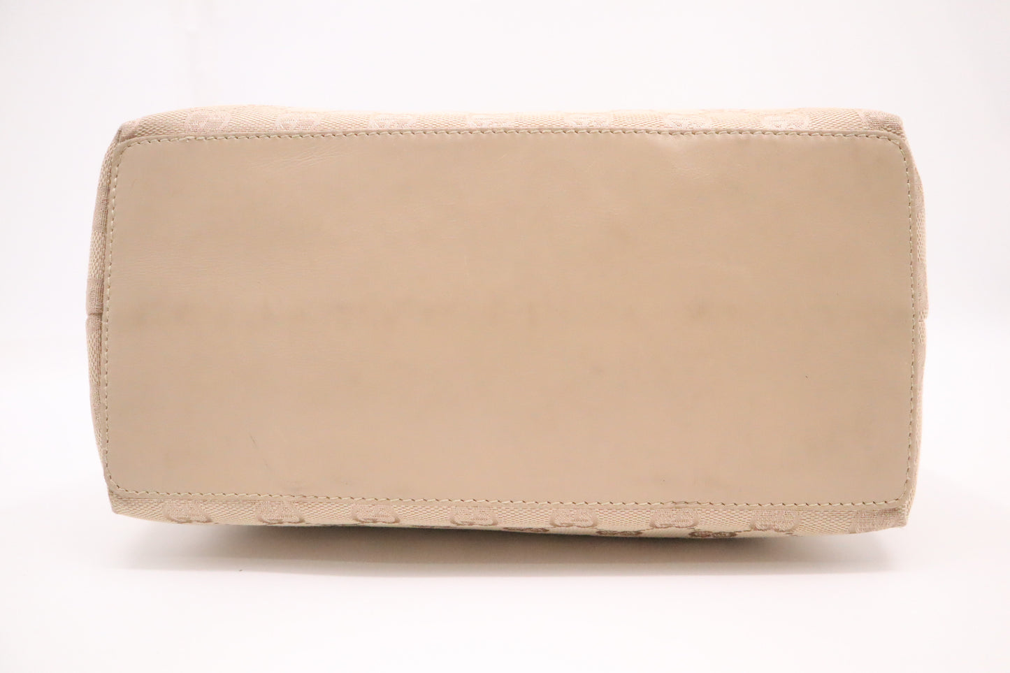 Gucci Shoulder Bag in Beige GG Canvas