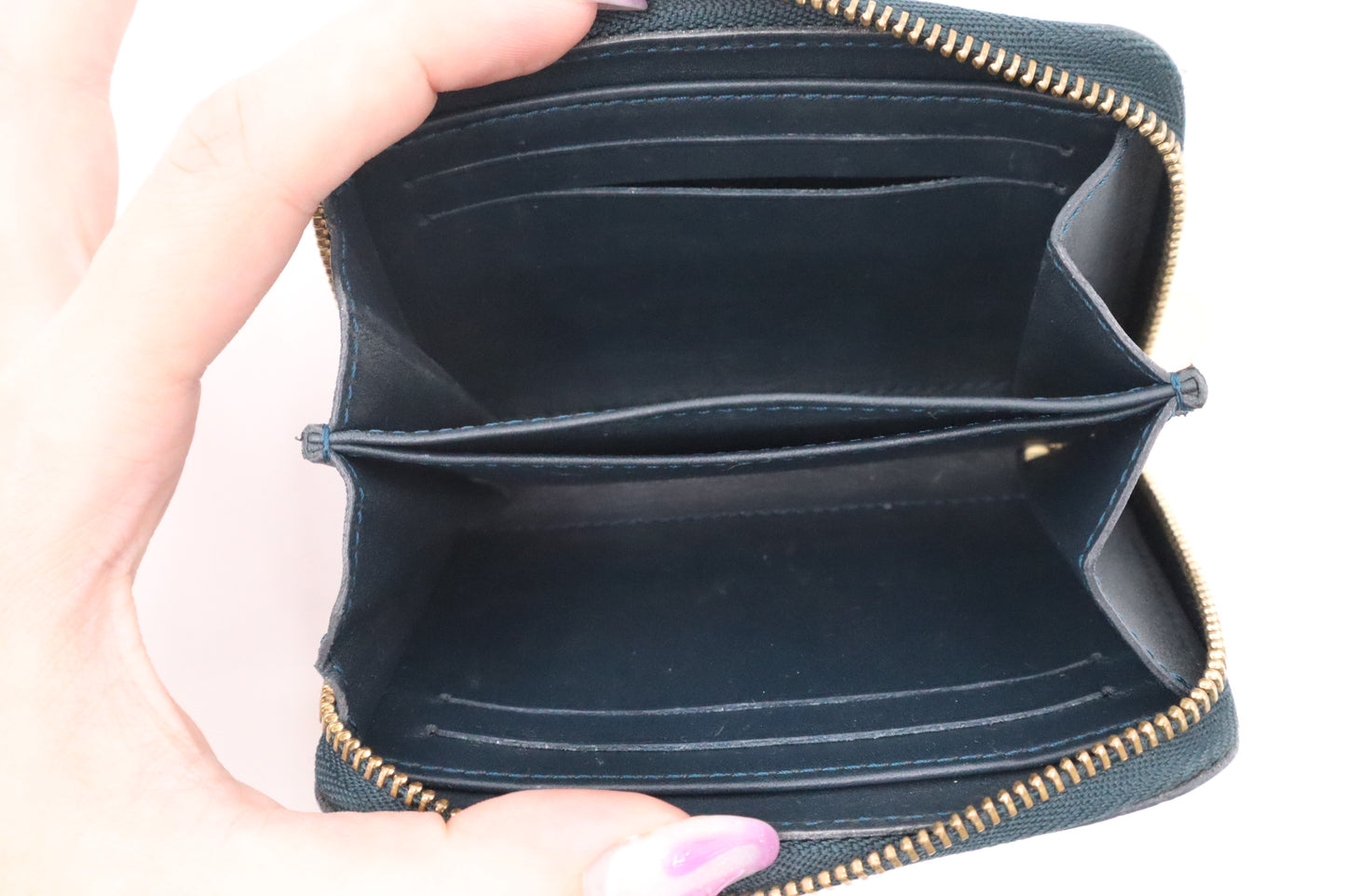 Louis Vuitton Zippy Coin Wallet in Green Vernis Leather