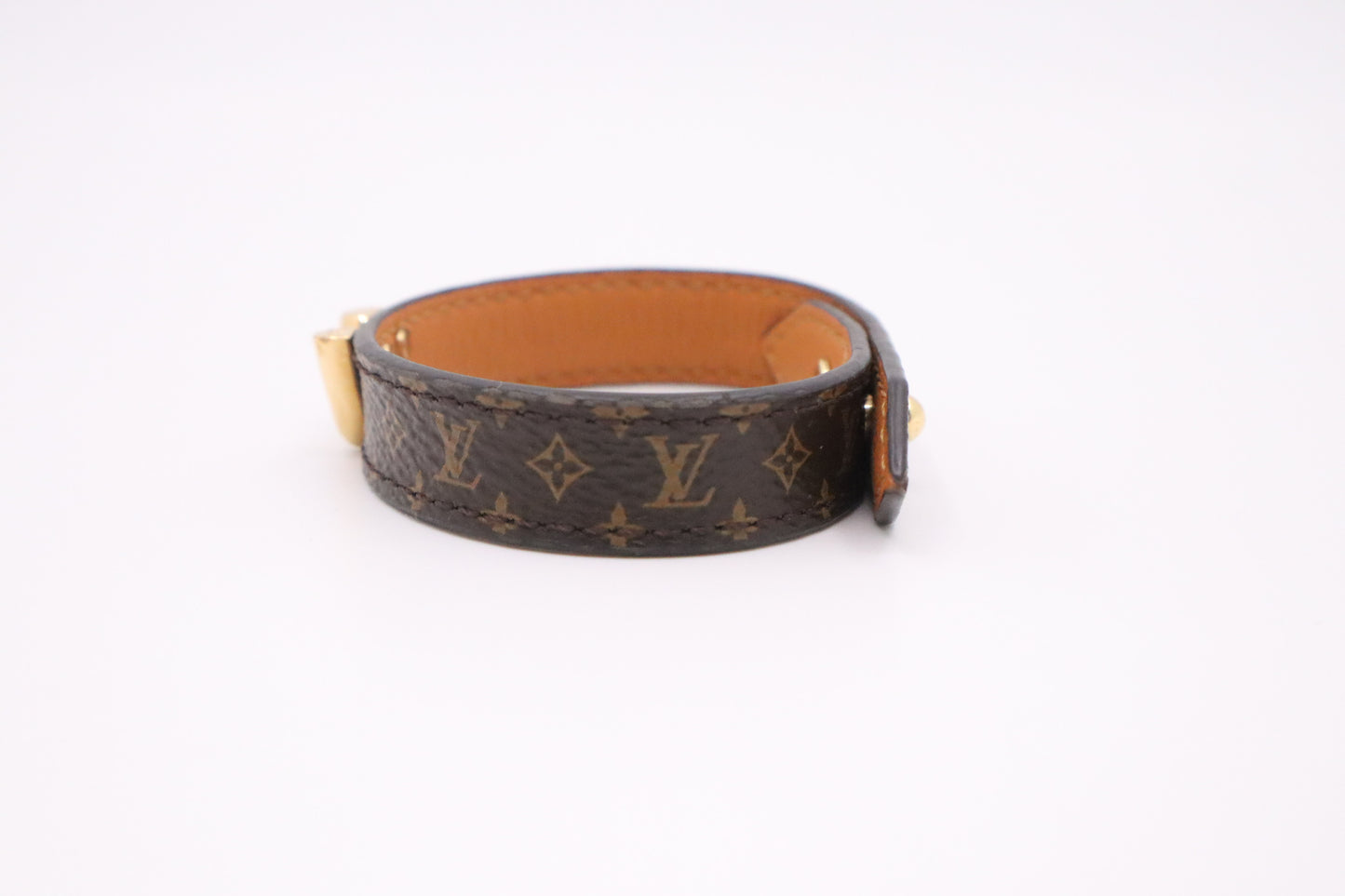 Louis Vuitton Essential V Bracelet in Monogram Canvas