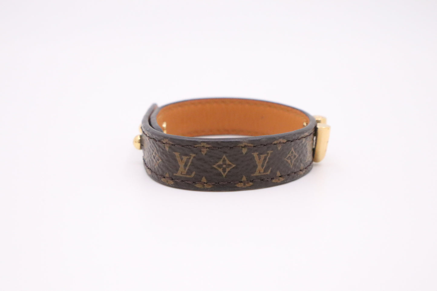 Louis Vuitton Essential V Bracelet in Monogram Canvas