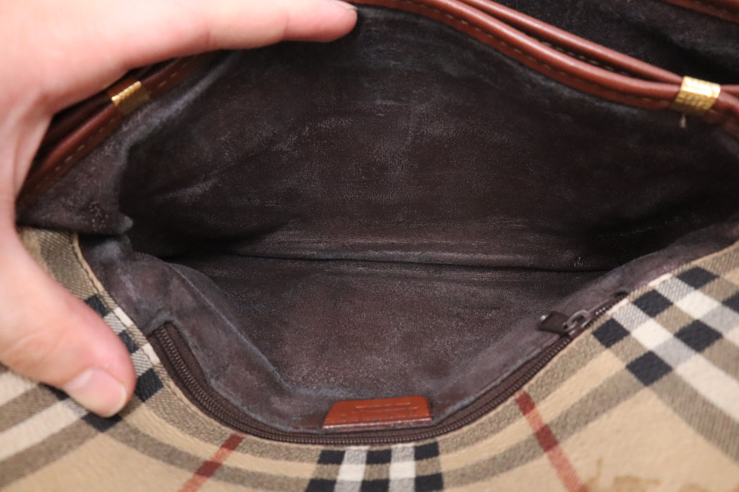 Burberry Cluch