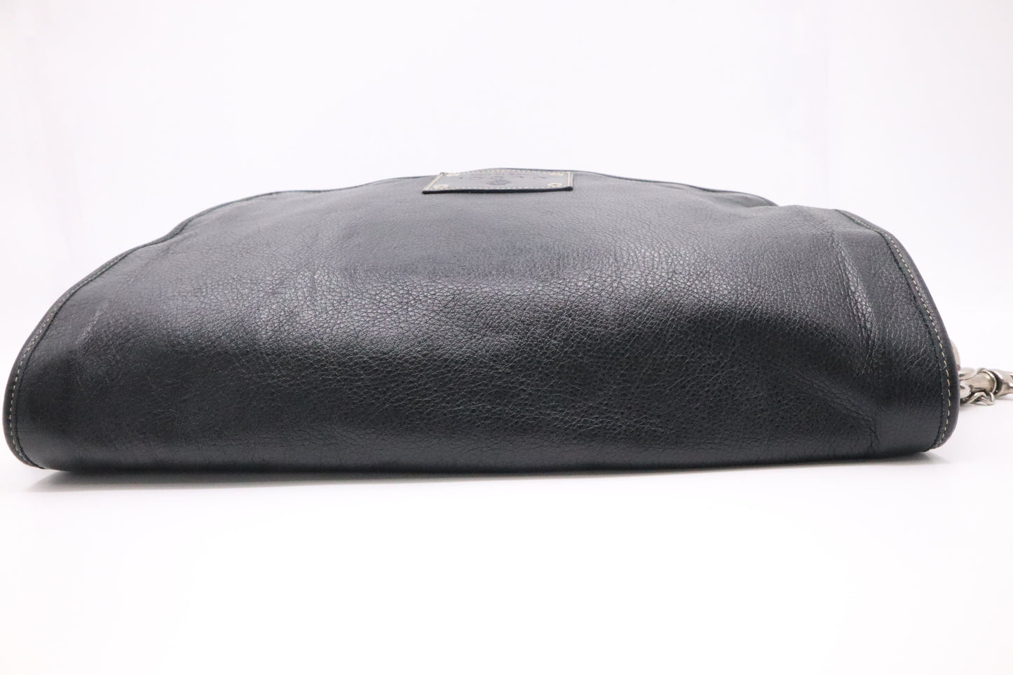 Gucci Crest Chain Messenger Bag in Black Leather