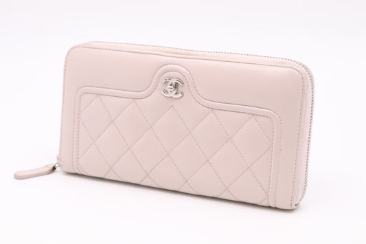 Chanel Long Wallet in Pink Matelassé Leather