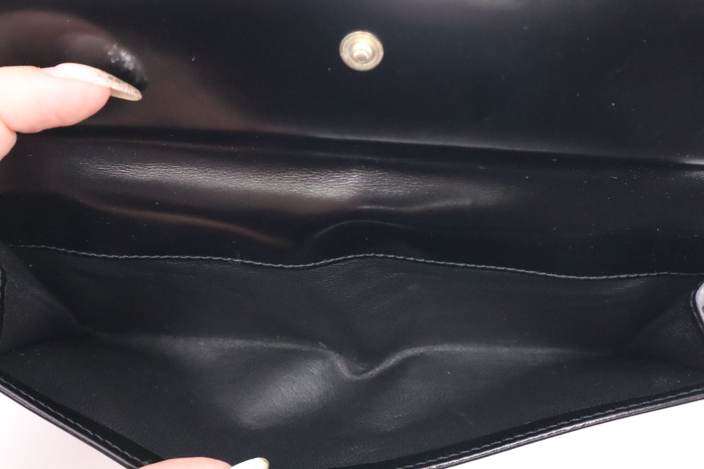 Gucci Long Wallet in Black Patent Leather
