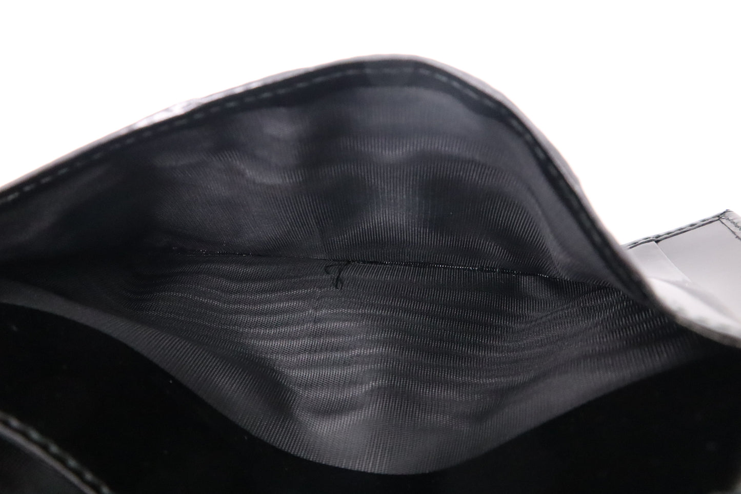 Gucci Long Wallet in Black Patent Leather