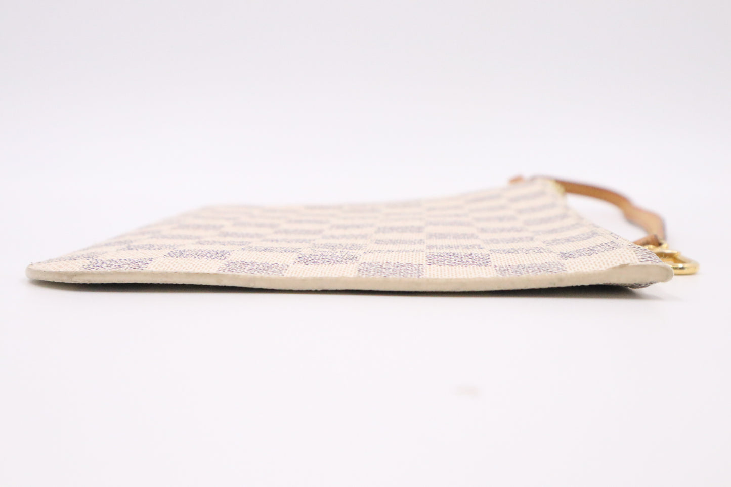 Louis Vuitton Neverfull MM in Damier Azur Canvas