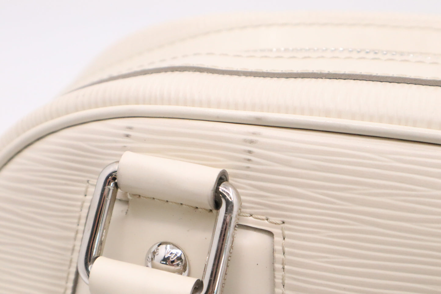 Louis Vuitton Montaigne Bowling MM in White Epi Leather