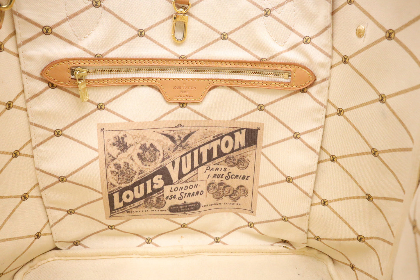 Louis Vuitton Neverfull MM in Hawaii Summer Trunks Damier Azur Canvas