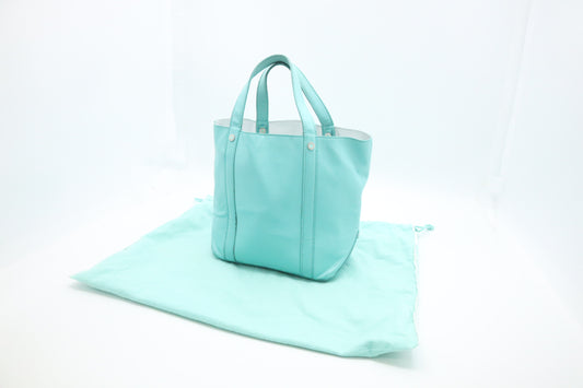 Tiffany&Co. Avenue Shopper Tote in Tiffany Blue Leather