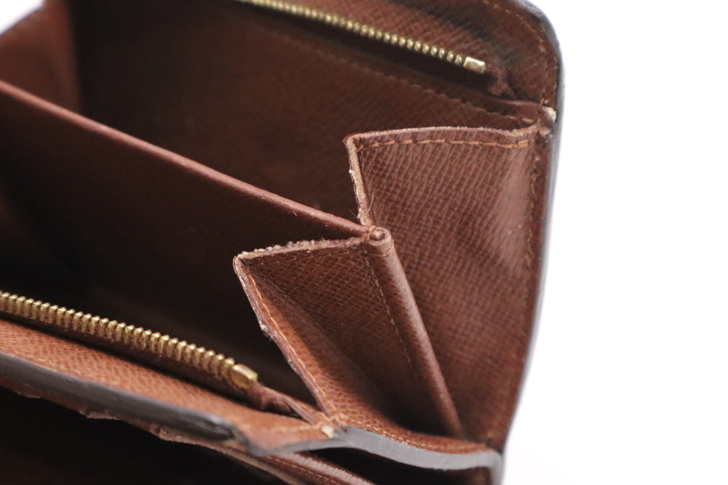 Louis Vuitton Joey Wallet in Monogram Canvas
