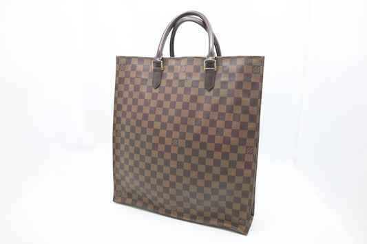 Louis Vuitton Sac Plat in Damier Ebene Canvas