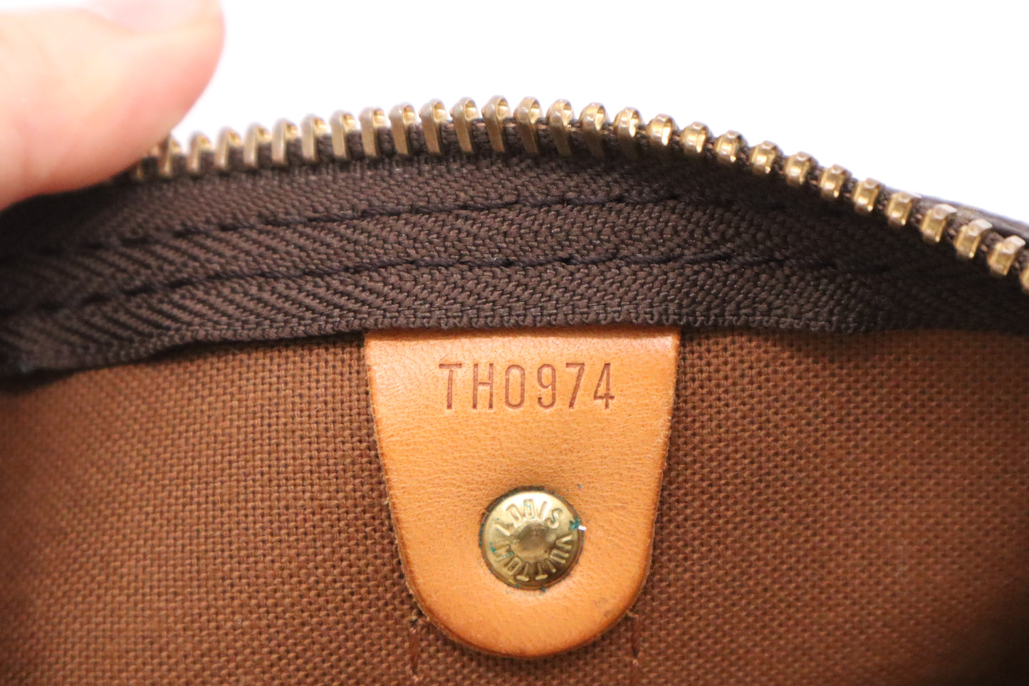 Louis Vuitton Keepall 55 Bandouliere in Monogram Canvas