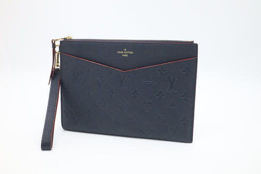 Louis Vuitton Pochette Melanie MM in Marine Rouge Empreinte Leather